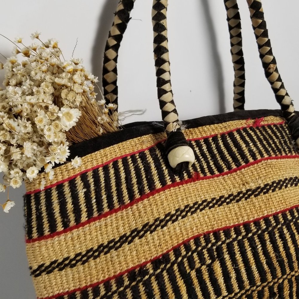 Sold/Vintage Woven Tote Bag - Picture 3 of 8